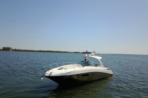 100MILL 35ft Sea Ray Yacht For Sale