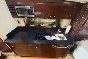 100MILL 35ft Sea Ray Yacht For Sale