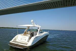100MILL 35ft Sea Ray Yacht For Sale