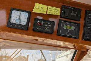 2006 Grand Banks thumbnail 8