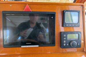 2006 Grand Banks thumbnail 10