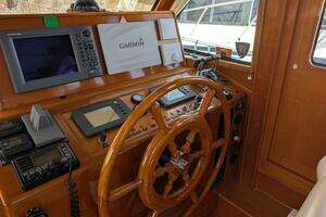 2006 Grand Banks thumbnail 4