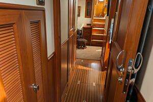 2006 Grand Banks thumbnail 53