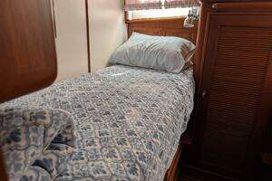 2006 Grand Banks thumbnail 44