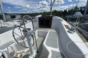 Morning Dove 35ft Hughes Columbia Yacht For Sale