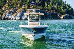33ft Boston Whaler Yacht For Sale