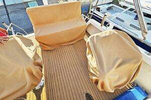 2010 Eastern Casco Bay 35 Flybridge thumbnail 22