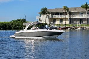 27ft Regal Yacht For Sale