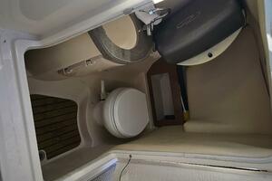 27ft Regal Yacht For Sale