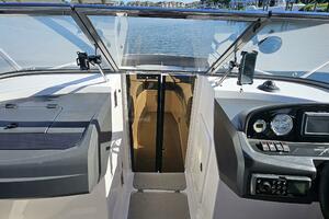 27ft Regal Yacht For Sale