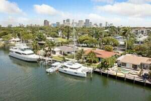  2017 Lagoon  Yacht For Sale in Charleston 