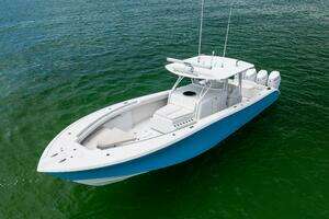 2009 Yellowfin thumbnail 5