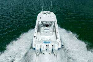 2009 Yellowfin thumbnail 19