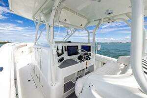 2009 Yellowfin thumbnail 36