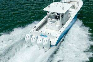 2009 Yellowfin thumbnail 20