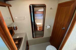 38ft Bayliner Yacht For Sale