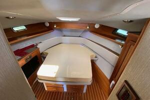 38ft Bayliner Yacht For Sale
