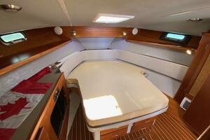 38ft Bayliner Yacht For Sale