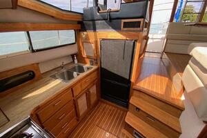 38ft Bayliner Yacht For Sale