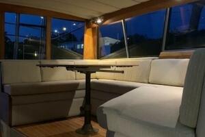 38ft Bayliner Yacht For Sale