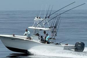 28ft Irving Forbes Yacht For Sale