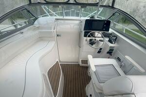 28ft Boston Whaler Yacht For Sale