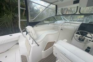 28ft Boston Whaler Yacht For Sale
