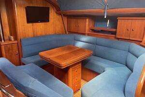 2002 Jeanneau 45.2 thumbnail 2