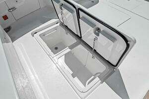 2025 Viking 58 Convertible thumbnail 46