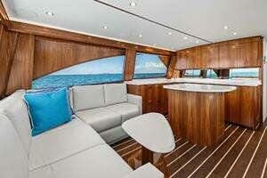 2025 Viking 58 Convertible thumbnail 8