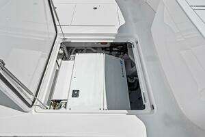 2025 Viking 58 Convertible thumbnail 45