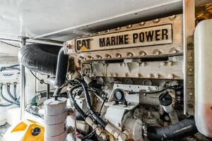 Peeling Drag 42ft Egg Harbor Yacht For Sale