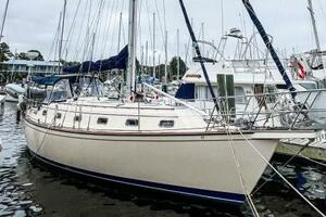 DELICIA 40ft Island Packet Yacht For Sale