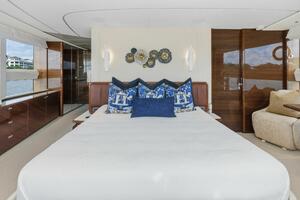 Lady Lion 95ft Princess Yacht For Sale