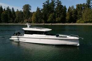 37-ft-Axopar-2022-Canada yacht for sale