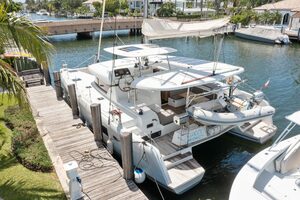 2017-lagoon-42-sail-9886474-20250729062911184-1.jpg