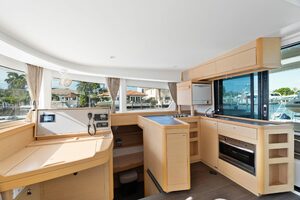 2017-lagoon-42-sail-9886474-20250729062926942-1.jpg