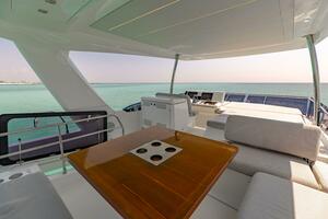 2019 Prestige 590 Fly 'New Heart' - Flybridge