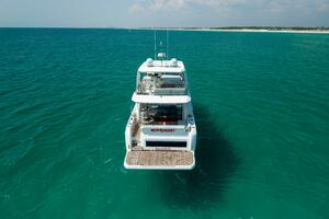 2019 Prestige 590 Fly 'New Heart' - Stern 