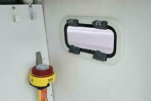 24ft Topaz Yacht For Sale