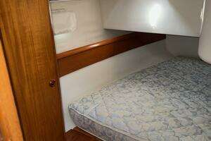 1999 Jeanneau 36.2 Sun Odyssey thumbnail 23