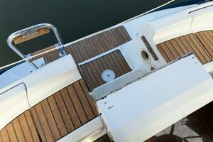 Transom platform