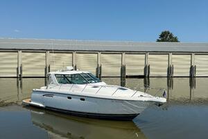 36ft Tiara Yachts Yacht For Sale