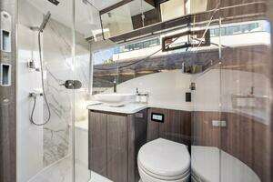 2025 Galeon 50 FLY thumbnail 23