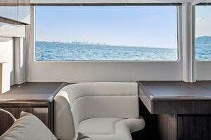 2025 Galeon 50 FLY thumbnail 44