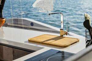 2025 Galeon 50 FLY thumbnail 34