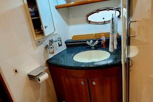 Still Waters 45ft Carver Yacht For Sale