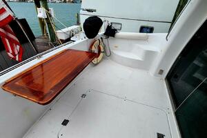 Still Waters 45ft Carver Yacht For Sale