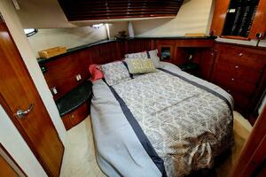 Still Waters 45ft Carver Yacht For Sale