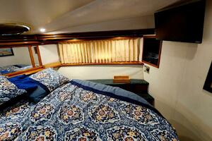 Still Waters 45ft Carver Yacht For Sale